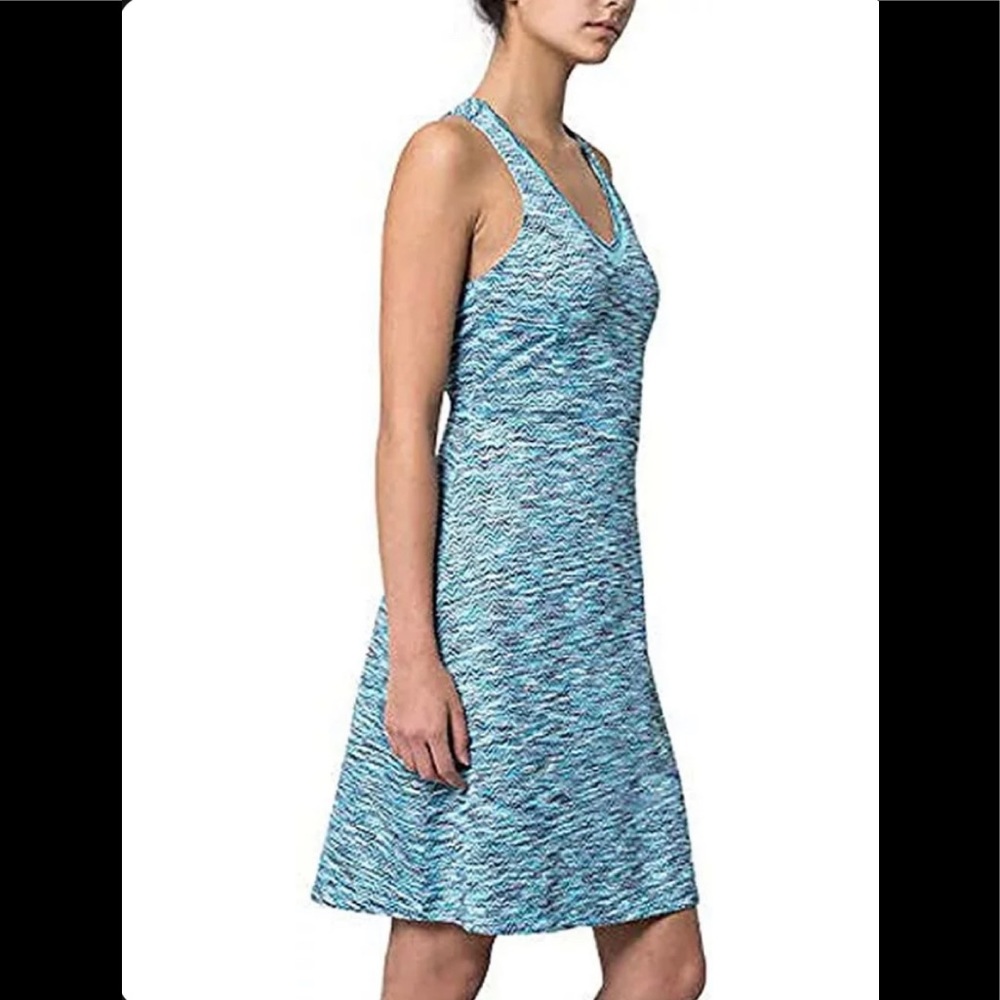 Mondetta Performance Gear MPG Ladies' Dress Teal Combo Medium Built In Bra
